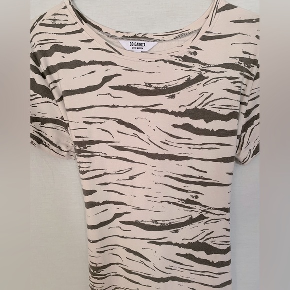 BB Dakota by Steve Madden | The Ride The Wave Dress - Picture 5 of 9